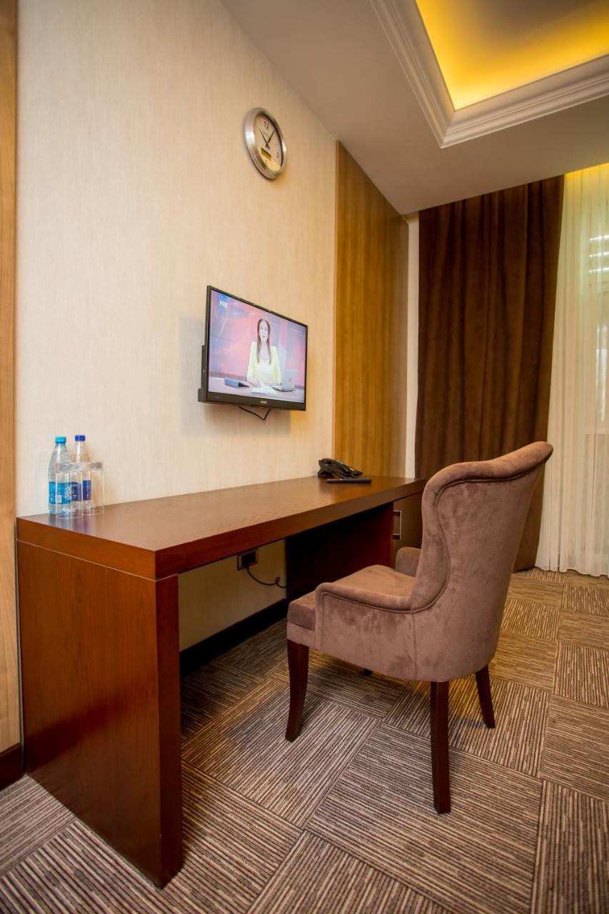 Azpetrol Hotel Mingechaur มิงกาเชเวียร์ ภายนอก รูปภาพ